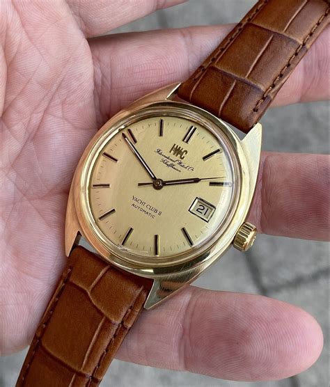 PHOTOS : a 1970s IWC Yacht Club 